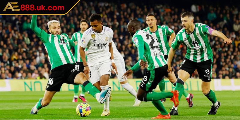 CF Trong Bóng Đá Là Gì AE888? Hiểu Vị Trí Tiền Đạo Trung Tâm 3 Yếu tố để thi đấu hiệu quả của CF trong bóng đá là gì AE888?